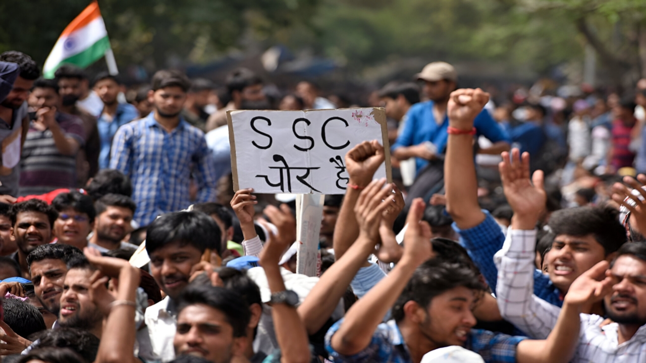 SSC-র নতুন নিয়মে কারা থাকছেন সবার আগে? বাড়তি নম্বরে শুরু হাড্ডাহাড্ডি লড়াই!