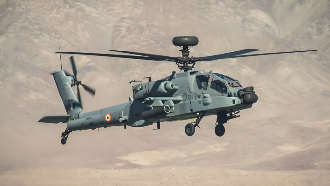 মাঝ নদীতে আটকে ১৪ জন, IAF হেলিকপ্টার আসতে আসতেই....