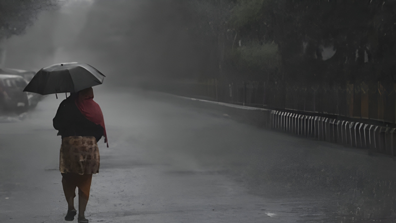 Today's Weather : আবহাওয়ার খামখেয়ালিপনায় বাড়ছে উদ্বেগ— কোথাও রোদের তেজ, কোথাও বজ্রসহ ঝড়! জানুন আজকের আবহাওয়া বিস্তারিত